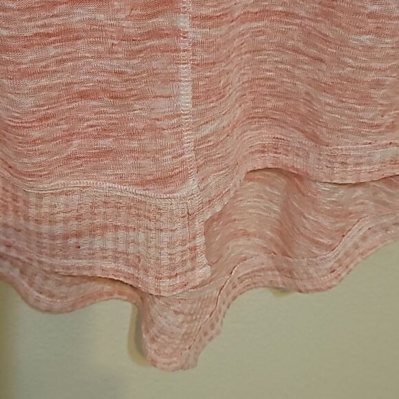Sundance Pink Poly-blend Light Weight Sweater Women’s Size XS Asymmetrical Hem - Picture 5 of 6